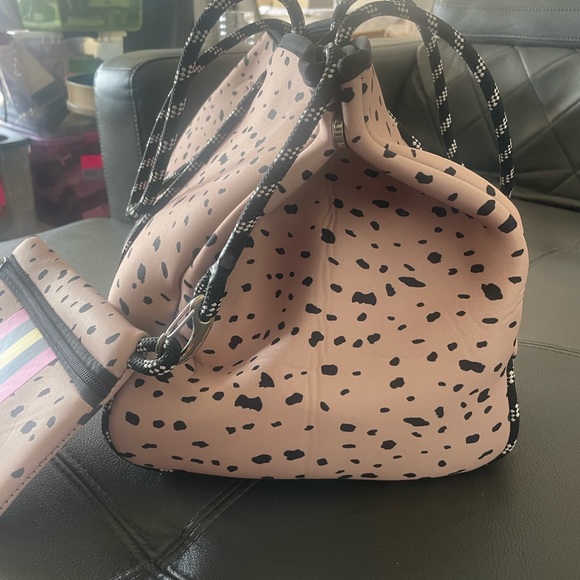 Neoprene handbags with wallet!! Clearing out sale!!’ - Picture 2 of 4